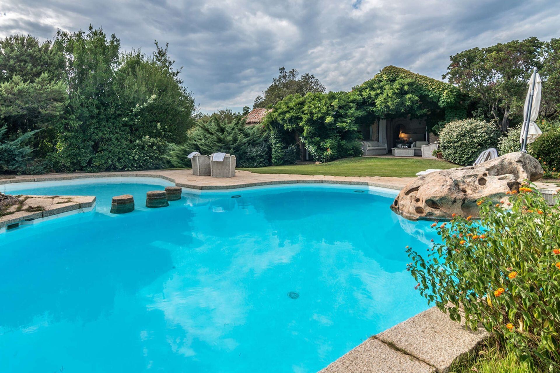 Elegante villa con piscina a Porto Cervo